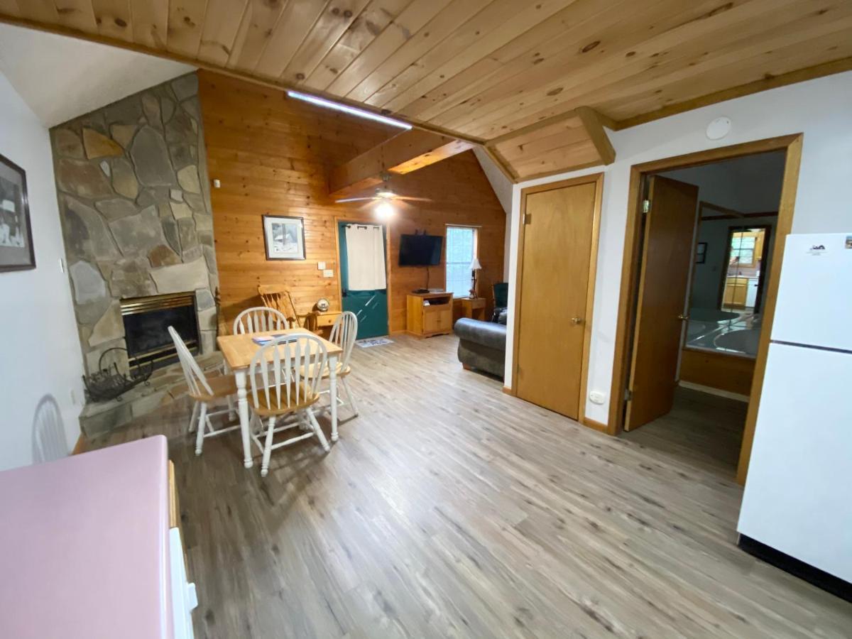 Secluded Romance Villa Gatlinburg Luaran gambar